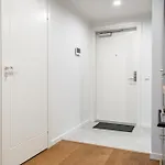 Stylish With Balcony And Parking Appartement