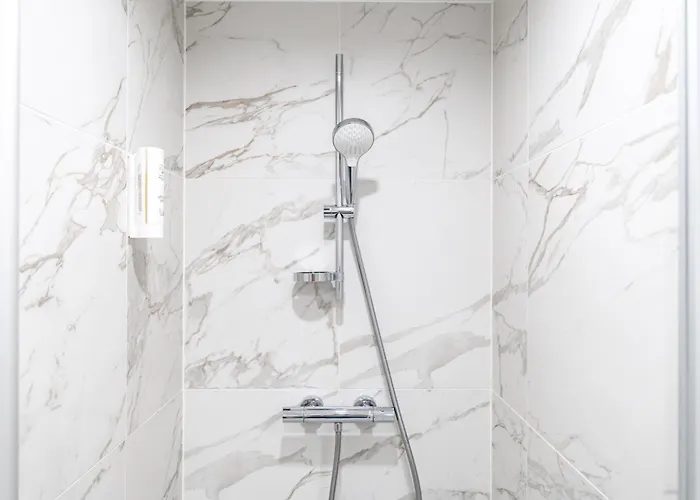 Stylish With Balcony And Parking Apartamento